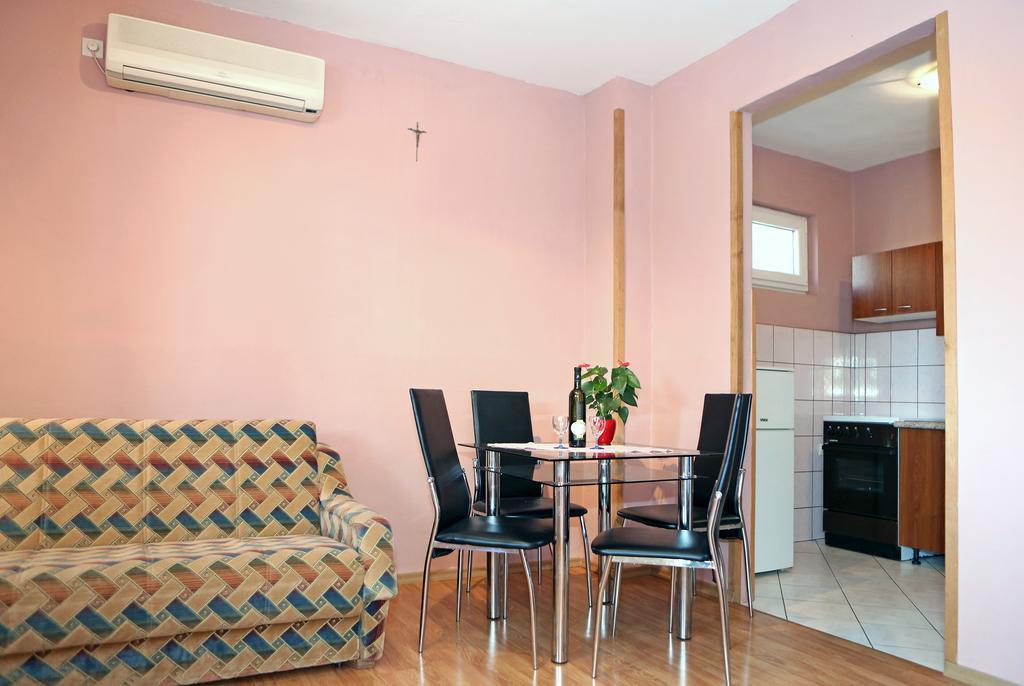 Apartment Ana Banana Задар Екстериор снимка