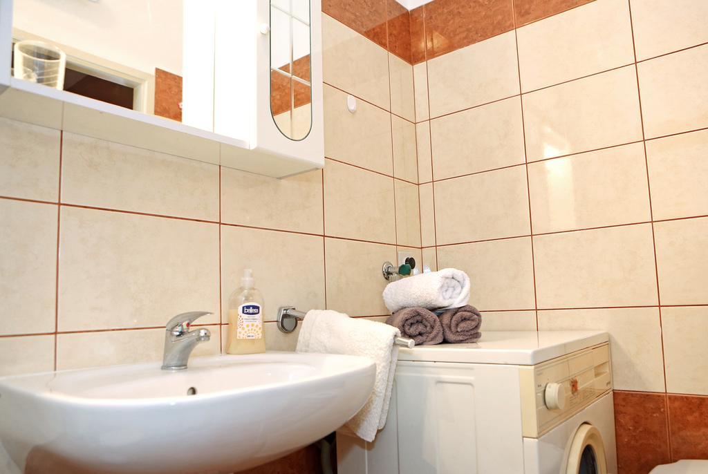 Apartment Ana Banana Задар Екстериор снимка