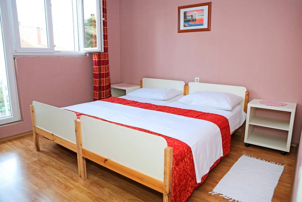 Apartment Ana Banana Задар Екстериор снимка